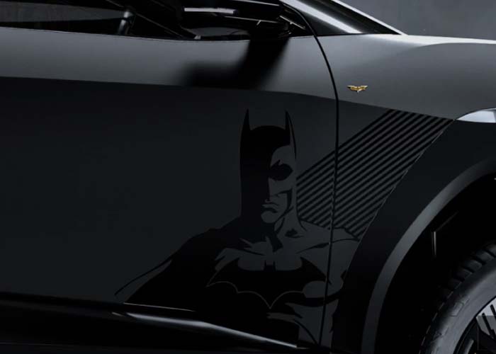 Mahindra BE 6 Batman Edition in satin black, featuring Alchemy Gold accents, Batman decals, and unique Dark Knight Trilogy emblems