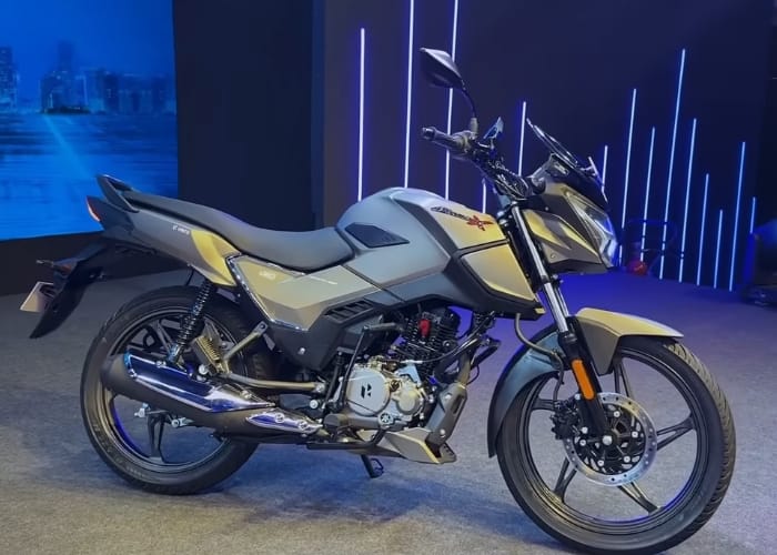 hero-glamour-x-125-rear-view
