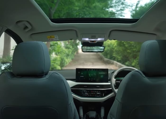  Tata Harrier EV 2025 panoramic sunroof and spacious cabin view