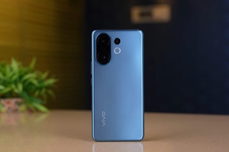 Vivo T4 Pro 5G front and back design showcasing curved AMOLED display and camera module