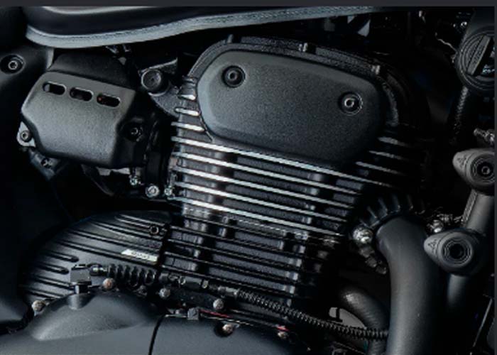 Yezdi Roadster front view