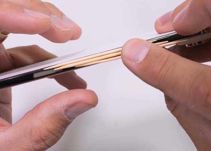 Apple iPhone Air drop test from height
