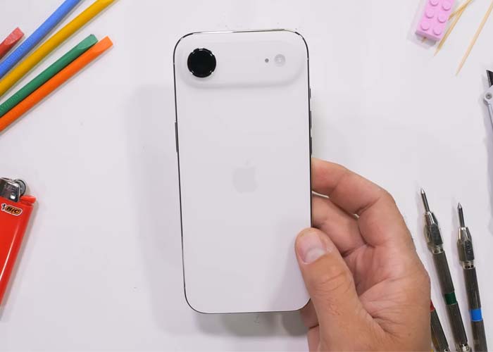 Apple iPhone Air durability test by JerryRigEverything