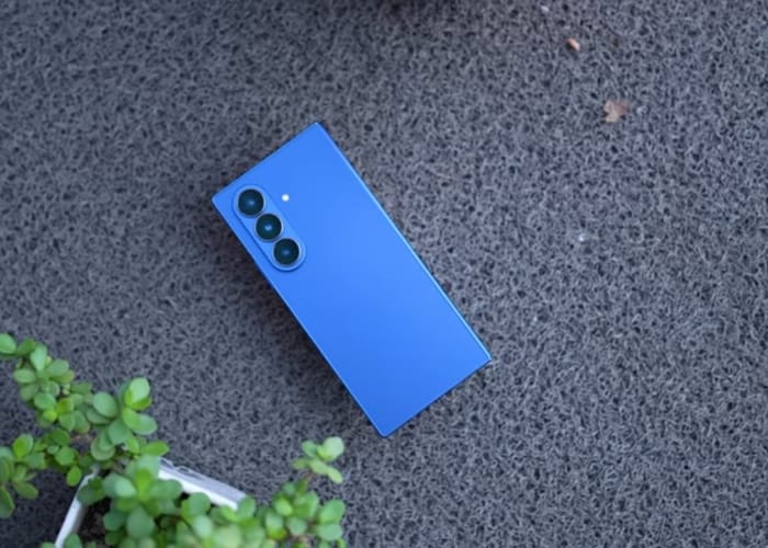 Pixel 10 Pro Fold in hand showing elegant folding mechanism