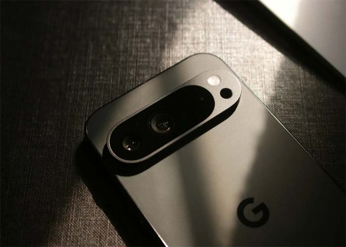 Triple rear camera system with 48MP wide and 10.8MP telephoto lens
