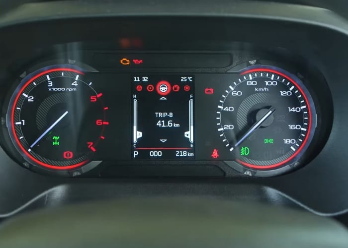 Mahindra Thar 2025 touchscreen infotainment system
