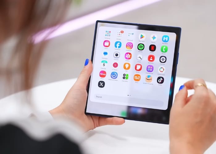 Pixel 10 Pro Fold inner 8-inch Super Actua Flex screen view