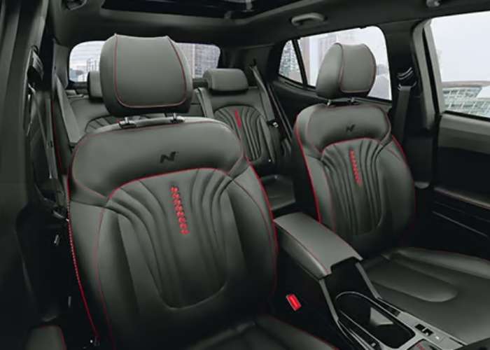 Cabin space and rear seat comfort comparison between Venue and Creta N Line