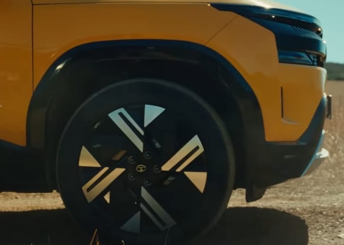 Premium cabin of Tata Sierra SUV with ventilated seats and ambient lighting