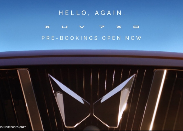 Mahindra XUV 7XO launch in India showcasing bold exterior design and premium 7-seater SUV stance
