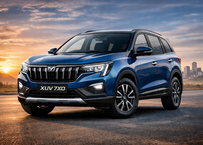 New Mahindra XUV 7XO 7-seater SUV highlighting modern features, panoramic sunroof and advanced safety tech